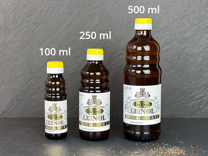 
                  
                    Leinöl konventionell Abfüllgrößen 100 ml, 250 ml, 500 ml
                  
                