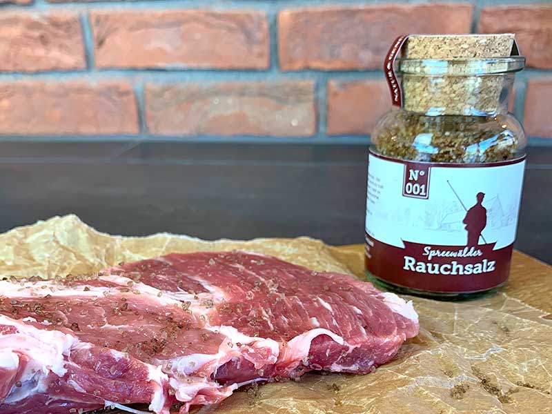 Grillfleisch würzen mit Rauchsalz